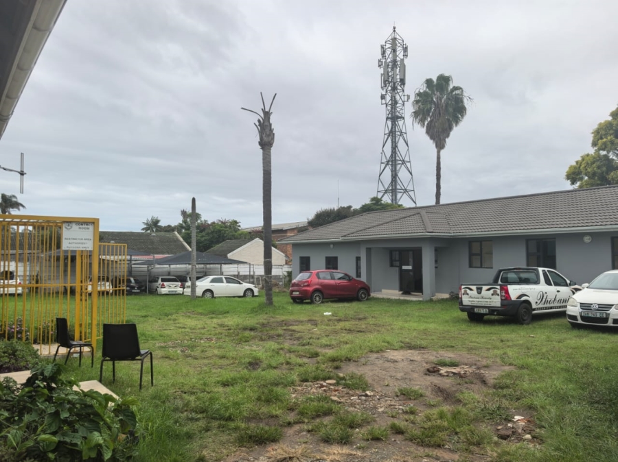 Commercial Property for Sale in Vincent Eastern Cape